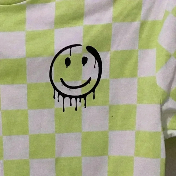 Big Boys Bundle - Marvel Long Sleeve Tee, Ideology and Unvibe Short Sleeve Tees. - Picture 9 of 9